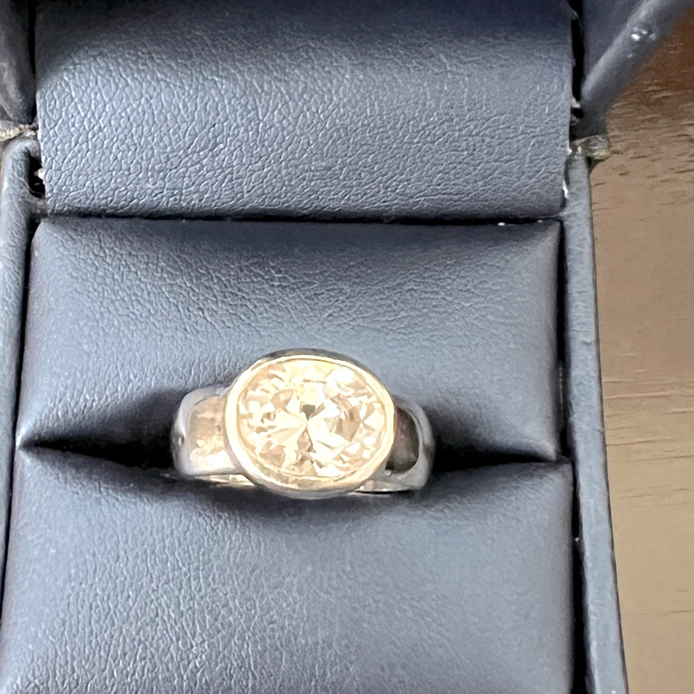 5/$20 Fashion cubic zirconia ring - size 6